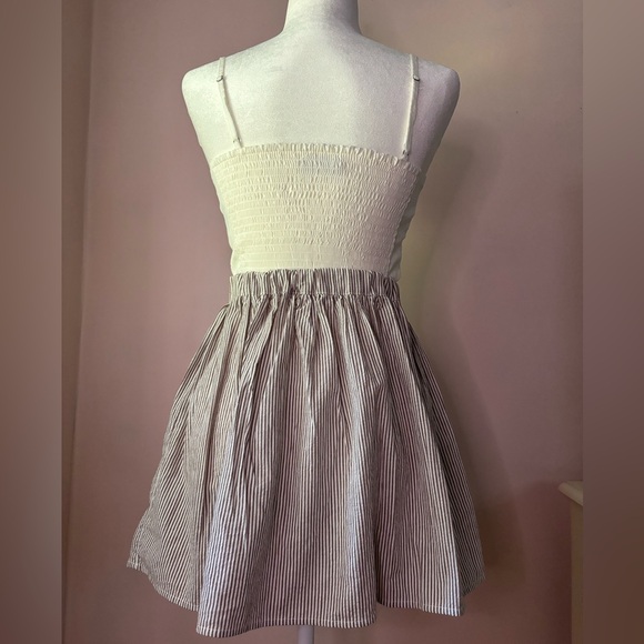 American Apparel Striped Seersucker Circle Mini Skirt - Picture 2 of 5